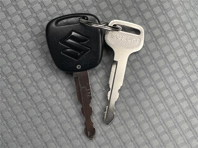 アルト Ｆ　ナビ　Ｂｌｕｅｔｏｏｔｈ　衝突軽減ブレーキ　ＥＴＣ　前後コーナーセンサー　横滑り防止機能　キーレス　スペアキー（15枚目）