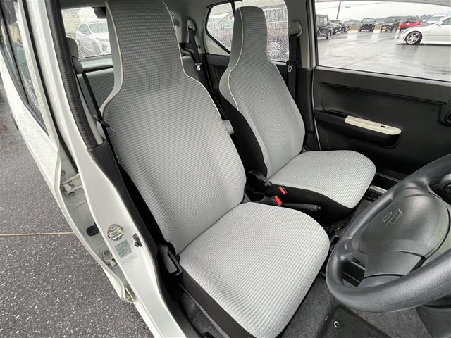 アルト Ｆ　ナビ　Ｂｌｕｅｔｏｏｔｈ　衝突軽減ブレーキ　ＥＴＣ　前後コーナーセンサー　横滑り防止機能　キーレス　スペアキー（18枚目）