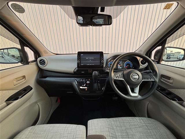 デイズ Ｘ　９型ナビ　フルセグ　全方位カメラ　ドラレコ　Ｂｌｕｅｔｏｏｔｈ　ＥＴＣ　衝突軽減ブレーキ　レーンアシスト　先行車発進告知　オートハイビーム　オートヘッドライト　スマートキー　１４インチアルミホイール（2枚目）