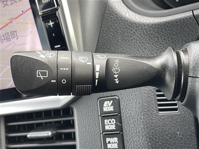 ヴォクシー ハイブリッドZS 9型ナビ フルセグ バックカメラ 両側電動 Bluetooth HDMI ドラレコ シートヒーター ETC クルコン 衝突軽減ブレーキ レーンアシスト 先行車発進告知 オートハイビーム フォグランプ(12枚目)