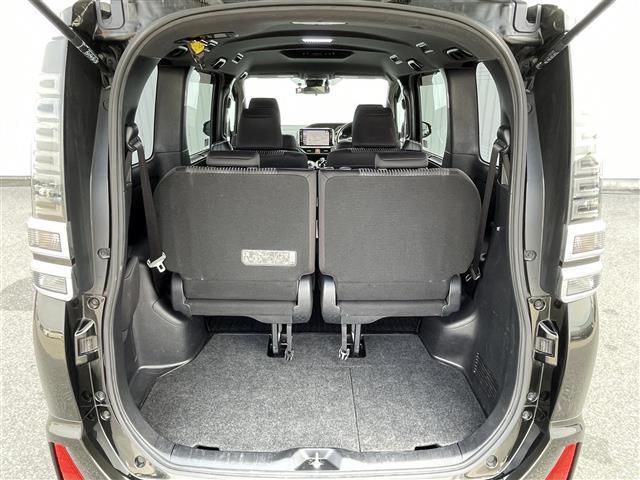 ヴォクシー ハイブリッドZS 9型ナビ フルセグ バックカメラ 両側電動 Bluetooth HDMI ドラレコ シートヒーター ETC クルコン 衝突軽減ブレーキ レーンアシスト 先行車発進告知 オートハイビーム フォグランプ(32枚目)