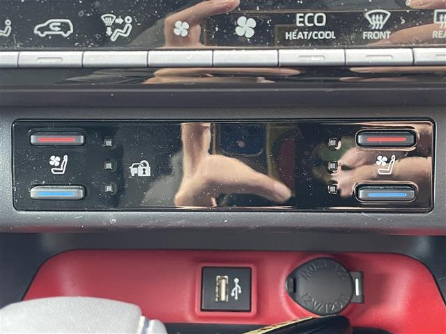 ＲＡＶ４ アドベンチャー　オフロードパッケージＩＩ　１０．５型ディスプレイ　Ｂｌｕｅｔｏｏｔｈ　フルセグ　全方位カメラ　ＥＴＣ　レーダークルコン　パワーシート　シートベンチレーション　レザーシート　ＬＥＤオートライト　スノーモード　トヨタセーフティ（16枚目）