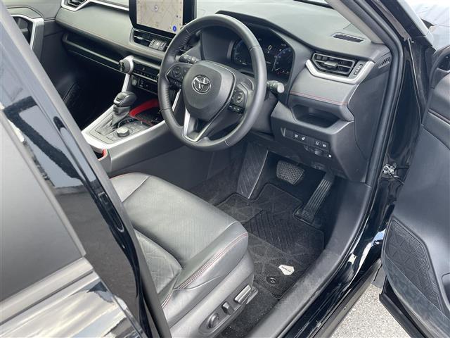 ＲＡＶ４ アドベンチャー　オフロードパッケージＩＩ　１０．５型ディスプレイ　Ｂｌｕｅｔｏｏｔｈ　フルセグ　全方位カメラ　ＥＴＣ　レーダークルコン　パワーシート　シートベンチレーション　レザーシート　ＬＥＤオートライト　スノーモード　トヨタセーフティ（24枚目）