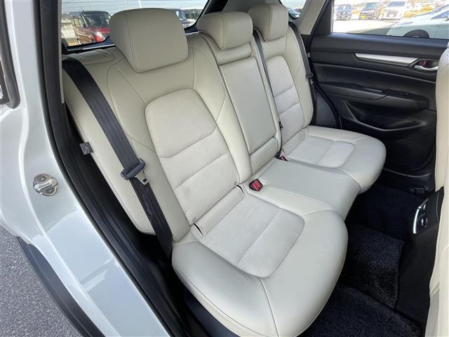 ＣＸ－５ ＸＤ　シルクベージュセレクション　ナビ　フルセグ　全方位カメラ　ＥＴＣ　ドラレコ　Ｂｌｕｅｔｏｏｔｈ　ステアリングヒーター　シートヒーター　パワーシート　追従クルコン　ブラインドスポットモニター　パワーバックドア　フォグランプ　ＬＥＤ（30枚目）