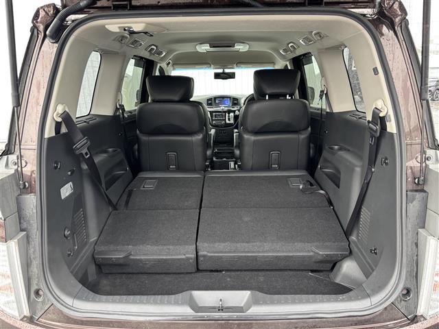 エルグランド 250ハイウェイスターS 純正HDDナビ フルセグTV CD DVD Bluetooth 後席モニター 全方位カメラ クルコン ETC 両側電動ドア ステアリングリモコン オットマン フロアマット スマートキー ドアバイザー(29枚目)