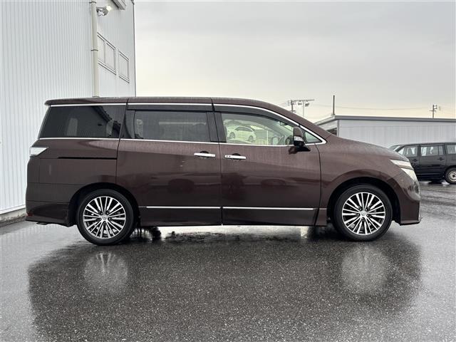 エルグランド 250ハイウェイスターS 純正HDDナビ フルセグTV CD DVD Bluetooth 後席モニター 全方位カメラ クルコン ETC 両側電動ドア ステアリングリモコン オットマン フロアマット スマートキー ドアバイザー(37枚目)