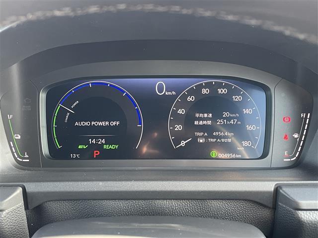 ステップワゴン ｅ：ＨＥＶスパーダ　純正メモリナビ　フルセグＴＶ　ＣＤ　ＤＶＤ　Ｂｌｕｅｔｏｏｔｈ　ＵＳＢ　バックカメラ　衝突軽減　誤発進抑制　車線逸脱　追従クルコン　両側電動ドア　電動バックドア　シートヒーター　フロアマット　ＥＴＣ（10枚目）