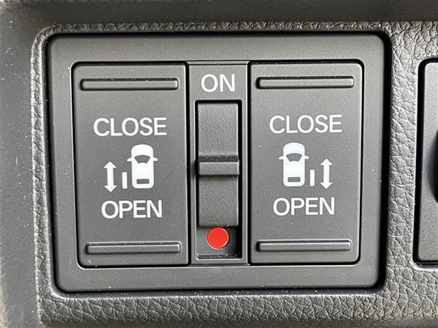 ステップワゴン ｅ：ＨＥＶスパーダ　純正メモリナビ　フルセグＴＶ　ＣＤ　ＤＶＤ　Ｂｌｕｅｔｏｏｔｈ　ＵＳＢ　バックカメラ　衝突軽減　誤発進抑制　車線逸脱　追従クルコン　両側電動ドア　電動バックドア　シートヒーター　フロアマット　ＥＴＣ（22枚目）