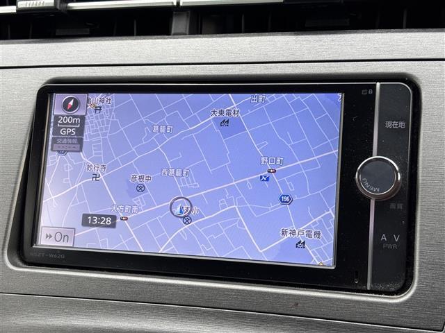 プリウス S ワンオーナー 純正ナビ Bluetooth フルセグ バックカメラ ステアリングリモコン ETC トノカバー 電動格納ミラー HIDオートライト フォグライト スマートキー(4枚目)