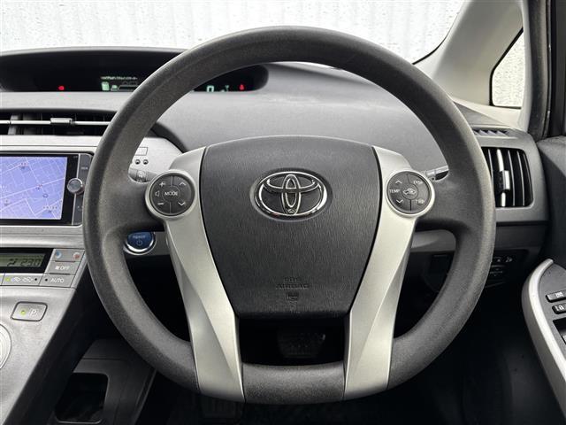 プリウス S ワンオーナー 純正ナビ Bluetooth フルセグ バックカメラ ステアリングリモコン ETC トノカバー 電動格納ミラー HIDオートライト フォグライト スマートキー(8枚目)