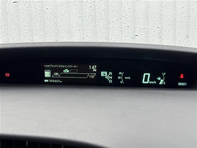 プリウス S ワンオーナー 純正ナビ Bluetooth フルセグ バックカメラ ステアリングリモコン ETC トノカバー 電動格納ミラー HIDオートライト フォグライト スマートキー(9枚目)