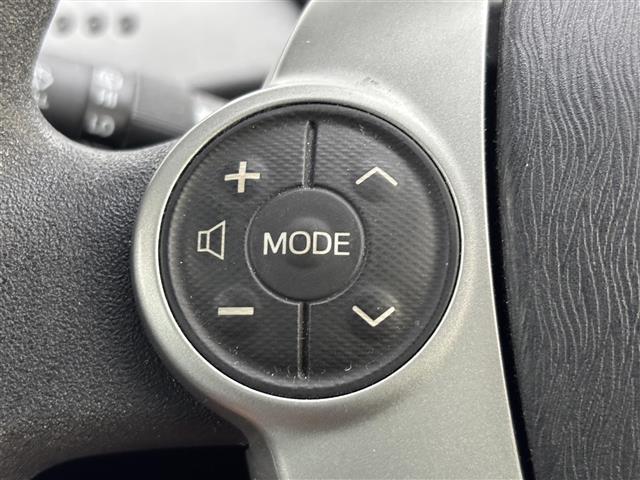 プリウス S ワンオーナー 純正ナビ Bluetooth フルセグ バックカメラ ステアリングリモコン ETC トノカバー 電動格納ミラー HIDオートライト フォグライト スマートキー(10枚目)
