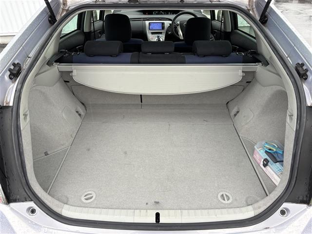 プリウス S ワンオーナー 純正ナビ Bluetooth フルセグ バックカメラ ステアリングリモコン ETC トノカバー 電動格納ミラー HIDオートライト フォグライト スマートキー(25枚目)