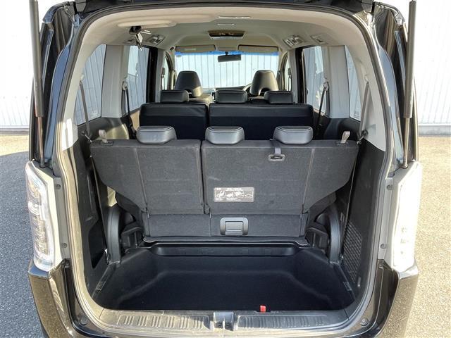 ステップワゴンスパーダ Ｚ　クールスピリット　アルパイン後席モニター　クルコン　両側電動ドア　アイドリングストップ　横滑り防止装置　ＥＴＣ　スマートキー　純正フロアマット　スマートキー　純正ＡＷ付スタッドレスタイヤ積載（31枚目）