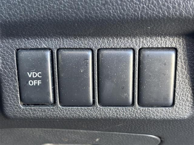 エクストレイル ２０Ｘ　ナビ　フルセグ　バックカメラ　ＥＴＣ　ＨＩＤ　Ｂｌｕｅｔｏｏｔｈ　オートヘッドライト　フォグランプ　純正アルミホイール（15枚目）