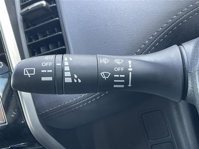 セレナ e-パワー ハイウェイスターV 10型ナビ Bluetooth フルセグ アラウンドビューモニター プロパイロット ETC ドラレコ パーキングアシスト 両側パワースライドドア エマージェンシーブレーキ LEDオートライト(13枚目)