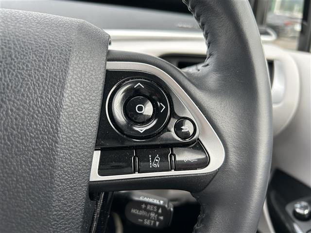 MIRAI ベースグレード トヨタセーフティセンス 純正ナビ バックカメラ クルーズコントロール LEDオートライト シートヒーター 純正17インチAW アイドリングストップ メモリーシート ハンドルヒーター ETC2.0(6枚目)