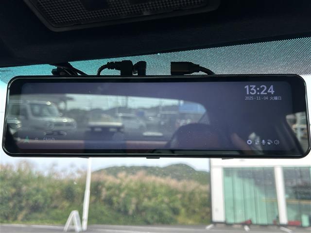 ８６ ＧＴ　純正ナビ　ＣＤ　ＤＶＤ　ＢＴ　フルセグ　バックカメラ　ＨＩＤオートライト　純正１７インチアルミホイール　ＳＰＯＲＴモードボタン　ＳＮＯＷモードボタン　ＶＳＣＳＰＯＲＴボタン　トランクオープナー（14枚目）