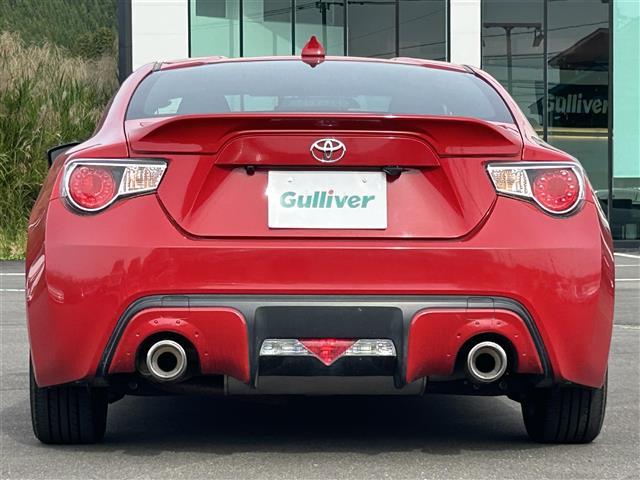 ８６ ＧＴ　純正ナビ　ＣＤ　ＤＶＤ　ＢＴ　フルセグ　バックカメラ　ＨＩＤオートライト　純正１７インチアルミホイール　ＳＰＯＲＴモードボタン　ＳＮＯＷモードボタン　ＶＳＣＳＰＯＲＴボタン　トランクオープナー（30枚目）