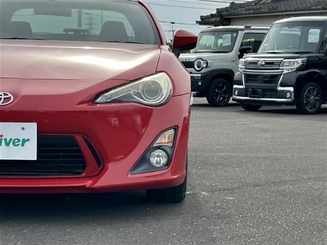 ８６ ＧＴ　純正ナビ　ＣＤ　ＤＶＤ　ＢＴ　フルセグ　バックカメラ　ＨＩＤオートライト　純正１７インチアルミホイール　ＳＰＯＲＴモードボタン　ＳＮＯＷモードボタン　ＶＳＣＳＰＯＲＴボタン　トランクオープナー（35枚目）