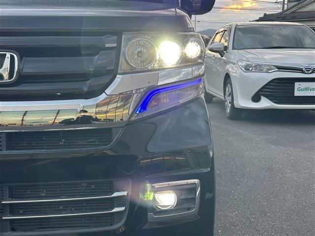 Ｎ－ＢＯＸカスタム Ｇ　ＳＳブラックスタイルパッケージ　あんしんパッケージ　純正ナビ　ＣＤ　ＤＶＤ　ＢＴ　フルセグ　バックカメラ　両側パワースライドドア　ＨＩＤオートライト　シートヒーター　純正１４インチアルミホイール　ステアリングスイッチ　スマートキー（36枚目）