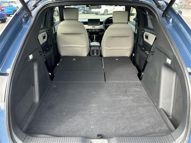 ヴェゼル e:HEV Z・PLaYパッケージ ワンオーナー ガラスルーフ 純正メモリナビ BT/フルセグ アラウンドビューモニター レーダークルーズコントロール LEDヘッドライト ハーフレザーシート 純正18インチAW 純正ビルトインETC(22枚目)