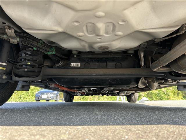 カローラフィールダー ハイブリッドG ToyotaSafetySenseC 純正ナビ CD DVD BT フルセグ バックカメラ クルーズコントロール オートライト 布シート ステアリングスイッチ アイドリングストップ スマートキー(40枚目)