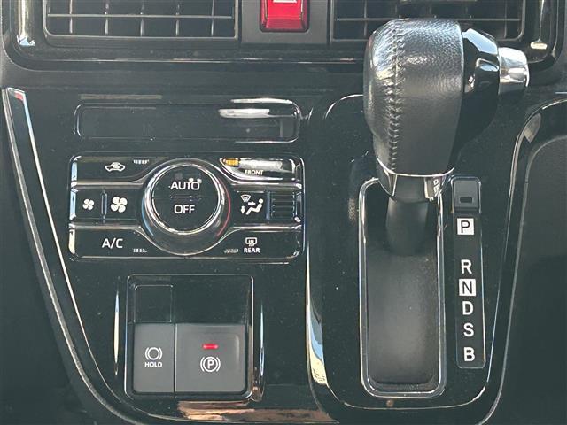 タント カスタムＲＳスタイルセレクション　スマートアシスト　Ｐａｎａｓｏｎｉｃナビ　フルセグＴＶ　Ｂｌｕｅｔｏｏｔｈ　ＣＤ　ＤＶＤ　全方位カメラ　両側パワースライドドア　レーダークルーズコントロール　前後ドライブレコーダー　ＬＥＤヘッドライト（7枚目）