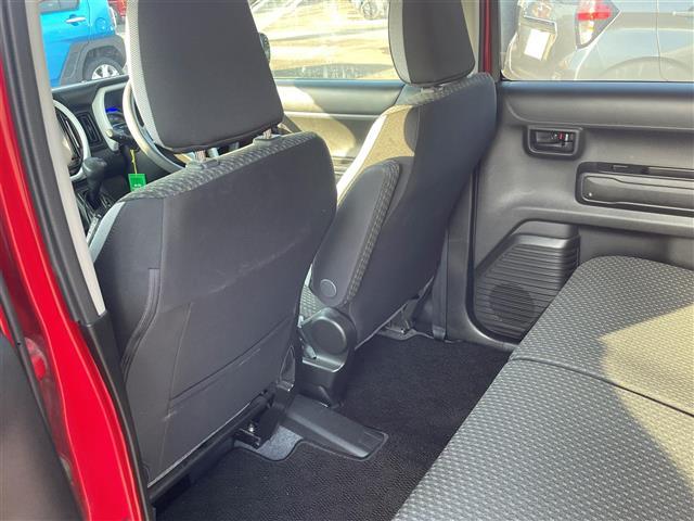 ハスラー ハイブリッドＧターボ　純正８インチナビ　クルーズコントロール　ＥＴＣ　レーンキープアシスト　パドルシフト　オートライト　シートヒーター　純正フロアマット　コーナーセンサー　衝突被害軽減ブレーキ　ＵＳＢ　Ｂｌｕｅｔｏｏｔｈ（10枚目）