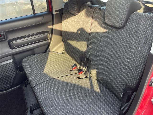 ハスラー ハイブリッドＧターボ　純正８インチナビ　クルーズコントロール　ＥＴＣ　レーンキープアシスト　パドルシフト　オートライト　シートヒーター　純正フロアマット　コーナーセンサー　衝突被害軽減ブレーキ　ＵＳＢ　Ｂｌｕｅｔｏｏｔｈ（12枚目）