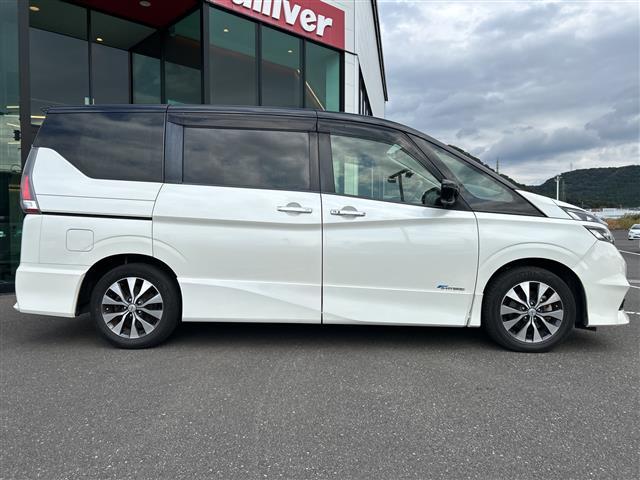 セレナ ハイウェイスター 衝突被害軽減ブレーキ 純正ナビ CD DVD BT フルセグ アラウンドビューモニター 両側パワースライドドア クルーズコントロール LEDオートライト 純正16インチアルミホイール USBポート(19枚目)