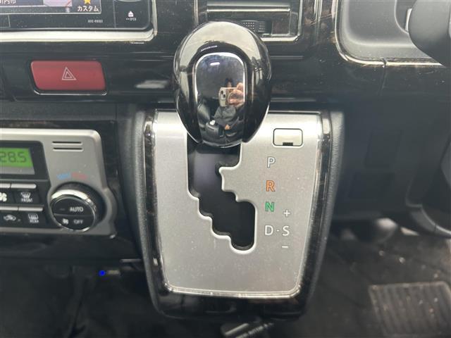 ハイエースバン トヨタセーフティセンス フリップダウンモニター 社外ナビ CD DVD BT フルセグ バックカメラ 両側パワースライドドア LEDオートライト ステアリングスイッチ アイドリングストップ ETC(8枚目)