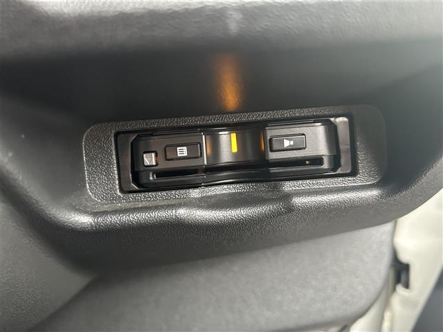 ハイエースバン トヨタセーフティセンス フリップダウンモニター 社外ナビ CD DVD BT フルセグ バックカメラ 両側パワースライドドア LEDオートライト ステアリングスイッチ アイドリングストップ ETC(11枚目)