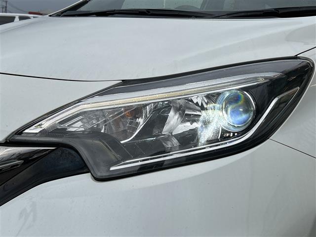 ノート ニスモ　Ｓ　純正ＳＤナビ　Ｂｌｕｅｔｏｏｔｈ　フルセグＴＶ　ＣＤ　ＤＶＤ　バックカメラ　ＬＥＤヘッドライト　社外１７インチアルミホイール　ハーフレザーシート　前方ドライブレコーダー　純正フロアマット　スマートキー（23枚目）