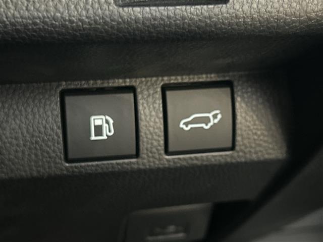 クラウンスポーツ Z 4WD トヨタセーフティセンス 純正ディスプレイオーディオ BT フルセグ アラウンドビューモニター 電動リアゲート レーダークルーズコントロール LEDオートライト シートメモリー シートヒーター(7枚目)