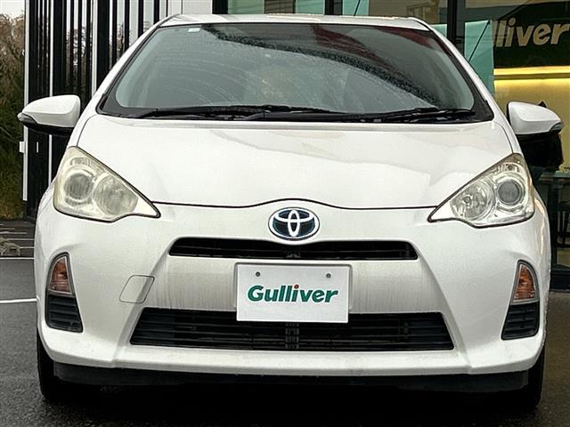 アクア Ｓ　純正ＳＤナビ　フルセグＴＶ　Ｂｌｕｅｔｏｏｔｈ　ＣＤ　ＤＶＤ　バックカメラ　ドアバイザー　リモコンキー　パワーステアリング　パワーウィンドウ　純正フロアマット　取扱説明書　保証書（18枚目）