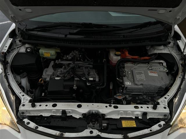 アクア Ｓ　純正ＳＤナビ　フルセグＴＶ　Ｂｌｕｅｔｏｏｔｈ　ＣＤ　ＤＶＤ　バックカメラ　ドアバイザー　リモコンキー　パワーステアリング　パワーウィンドウ　純正フロアマット　取扱説明書　保証書（30枚目）