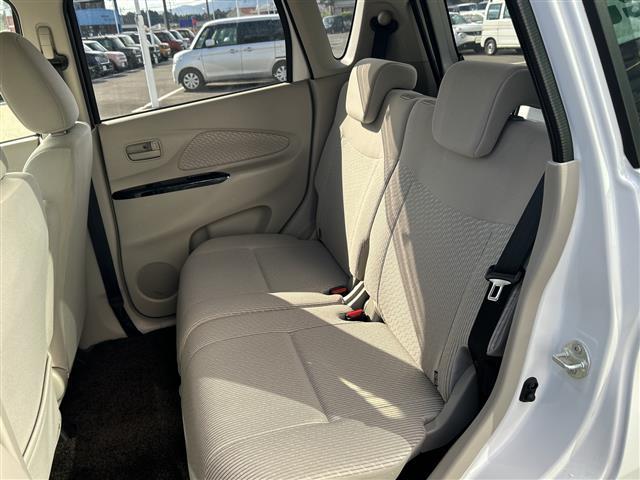 デイズ Ｘ　純正ナビ　Ｂｌｕｅｔｏｏｔｈ　ＣＤ　ＤＶ　アラウンドビューモニター　アイドリングストップ　純正フロアマット　ドアバイザー　パワーウィンドウ　パワーステアリング　スマートキー　スペアキー×１（11枚目）