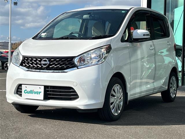 デイズ Ｘ　純正ナビ　Ｂｌｕｅｔｏｏｔｈ　ＣＤ　ＤＶ　アラウンドビューモニター　アイドリングストップ　純正フロアマット　ドアバイザー　パワーウィンドウ　パワーステアリング　スマートキー　スペアキー×１（19枚目）