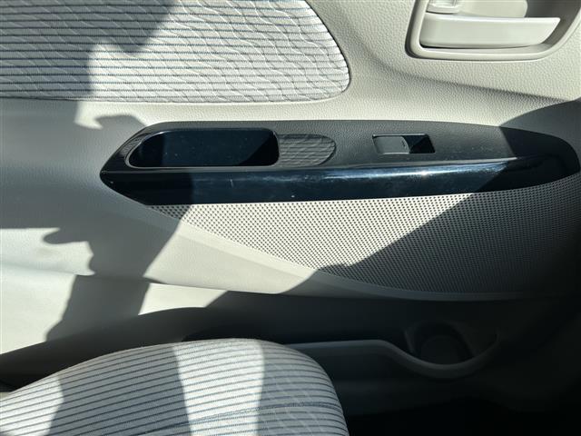 デイズ Ｘ　純正ナビ　Ｂｌｕｅｔｏｏｔｈ　ＣＤ　ＤＶ　アラウンドビューモニター　アイドリングストップ　純正フロアマット　ドアバイザー　パワーウィンドウ　パワーステアリング　スマートキー　スペアキー×１（31枚目）