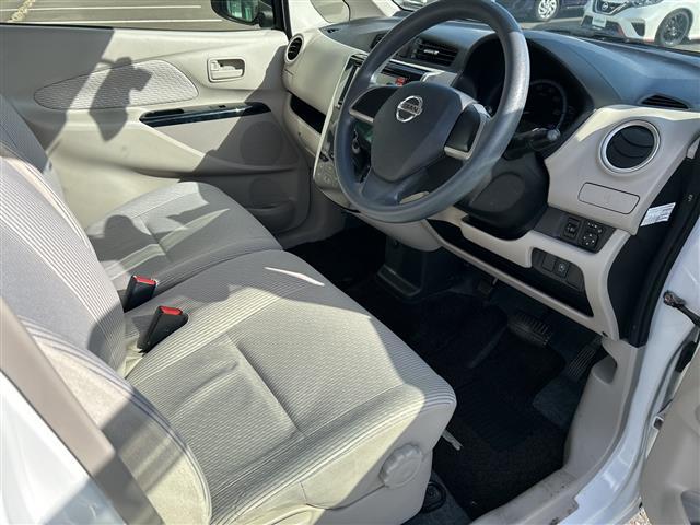 デイズ Ｘ　純正ナビ　Ｂｌｕｅｔｏｏｔｈ　ＣＤ　ＤＶ　アラウンドビューモニター　アイドリングストップ　純正フロアマット　ドアバイザー　パワーウィンドウ　パワーステアリング　スマートキー　スペアキー×１（32枚目）