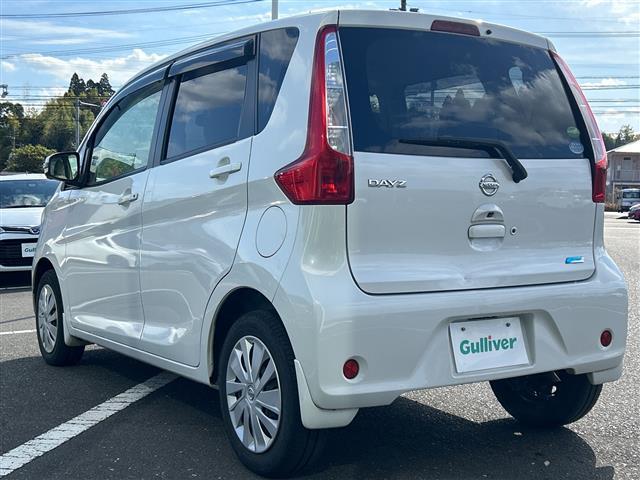 デイズ Ｘ　純正ナビ　Ｂｌｕｅｔｏｏｔｈ　ＣＤ　ＤＶ　アラウンドビューモニター　アイドリングストップ　純正フロアマット　ドアバイザー　パワーウィンドウ　パワーステアリング　スマートキー　スペアキー×１（43枚目）