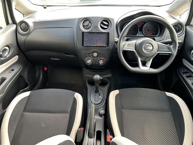 ノート X 社外ナビ CD BT ワンセグ バックカメラ オートライト アイドリングストップ プッシュスタート 横滑り防止装置 レーンアシスト コーナーセンサー スマートキー ETC プッシュスタート PS PW(2枚目)