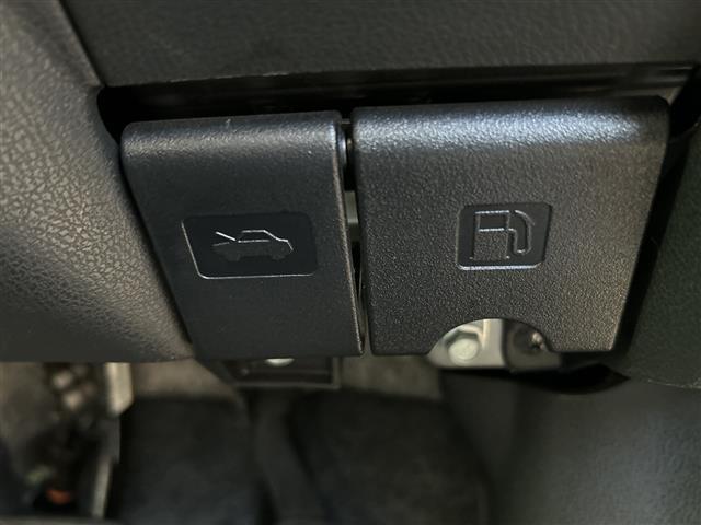 ノート X 社外ナビ CD BT ワンセグ バックカメラ オートライト アイドリングストップ プッシュスタート 横滑り防止装置 レーンアシスト コーナーセンサー スマートキー ETC プッシュスタート PS PW(18枚目)