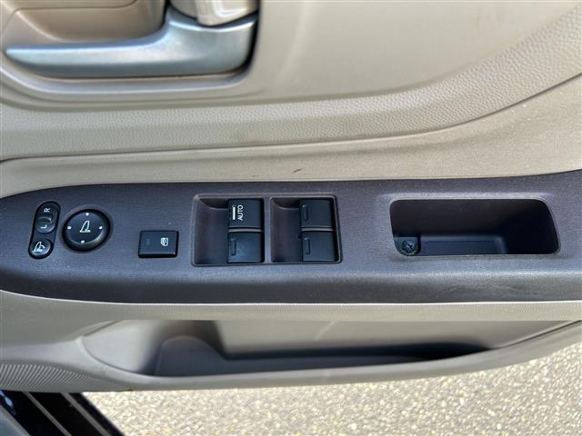 N-WGN G 社外ナビ CD DVD ワンセグ 純正14インチアルミホイール アイドリングストップ G-CON ECONモード リア3点式ロードリミッター付ELRシートベルト ヘッドライトレベライザー スマートキー(41枚目)