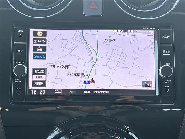 ノート ｅ－パワー　メダリスト　純正ＳＤナビ　フルセグＴＶ　Ｂｌｕｅｔｏｏｔｈ　ＣＤ　ＤＶＤ　アラウンドビューモニター　レーダークルーズコントロール　ハーフレザーシート　ＬＥＤヘッドライト　純正１５インチアルミホイール　ＥＴＣ（4枚目）