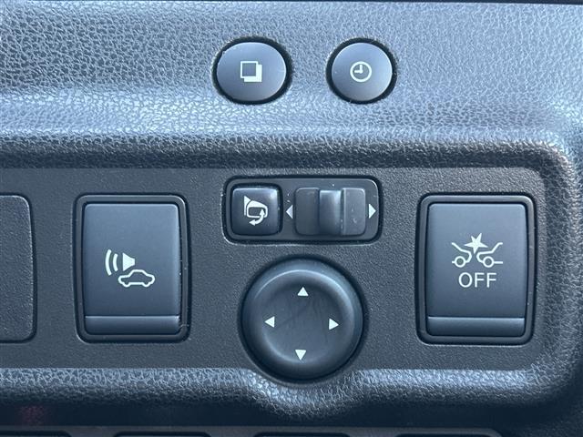 ノート ｅ－パワー　メダリスト　純正ＳＤナビ　フルセグＴＶ　Ｂｌｕｅｔｏｏｔｈ　ＣＤ　ＤＶＤ　アラウンドビューモニター　レーダークルーズコントロール　ハーフレザーシート　ＬＥＤヘッドライト　純正１５インチアルミホイール　ＥＴＣ（8枚目）