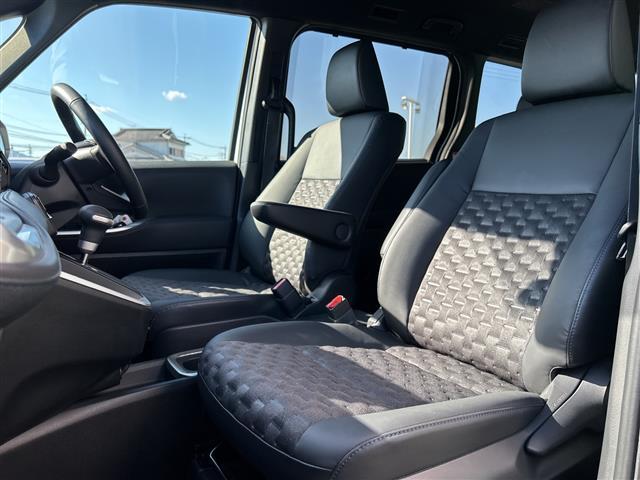 ヴォクシー ハイブリッドＳ－Ｚ（23枚目）