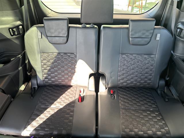 ヴォクシー ハイブリッドＳ－Ｚ（26枚目）