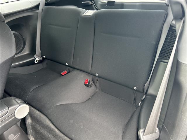 CR-Z β ワンオーナー 純正SDナビ CD/DVD/ワンセグ バックカメラ クルーズコントロール HIDヘッドライト アイドリングストップ 純正フロアマット 横滑り防止装置 盗難防止装置 取扱説明書(37枚目)